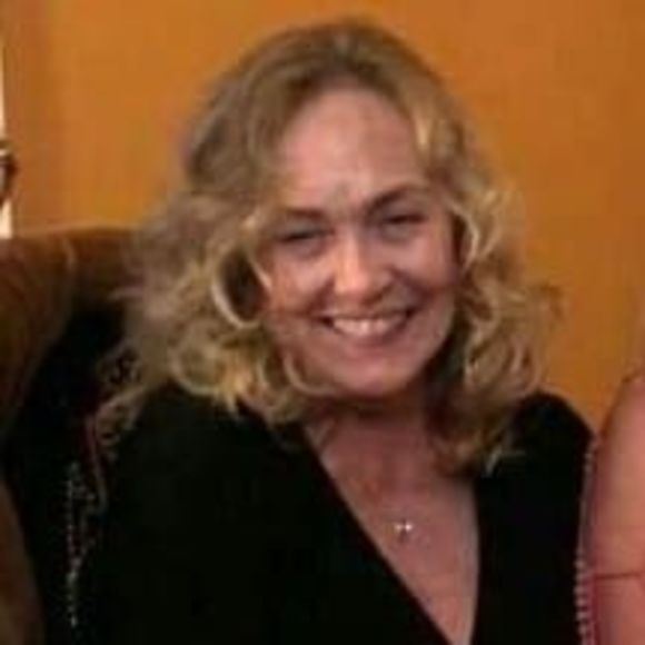 Meet your Posher, Heddy - Picture 1 of 1